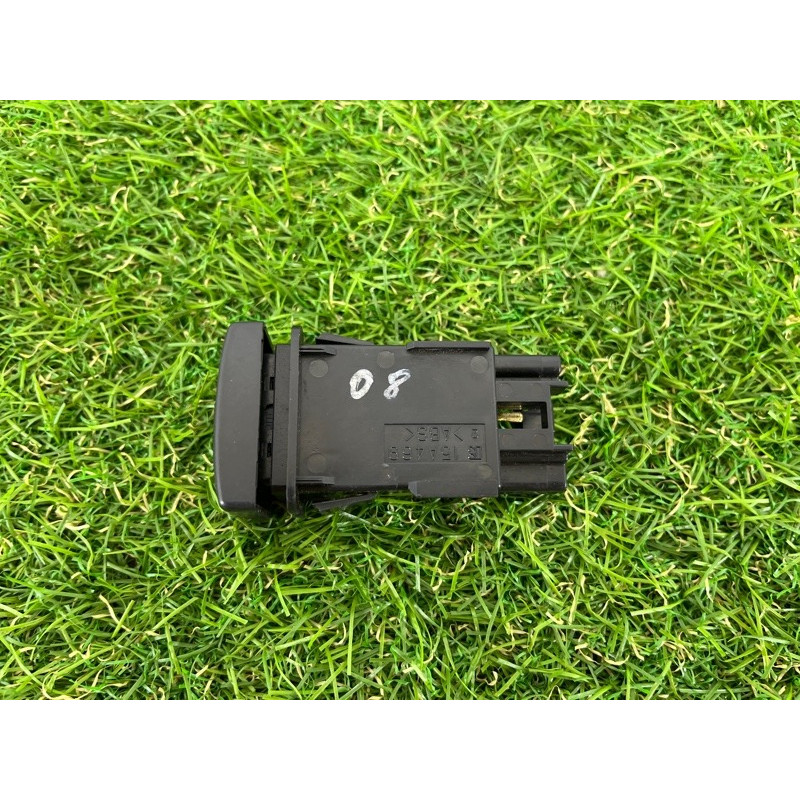 Кнопка антипробуксовочной системы (электрика / кнопки) Mazda 6 GG 2007 2.0 RF7J