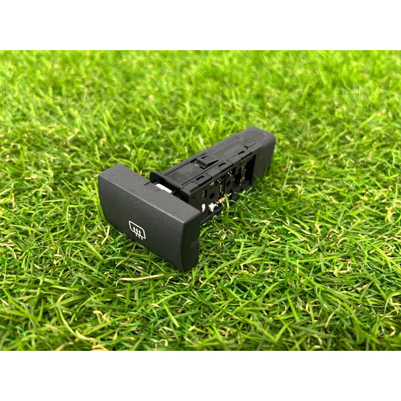 Кнопка подогрева заднего стекла (электрика / кнопки) KIA Sorento BL 2007 2.5 CRDI 202002962