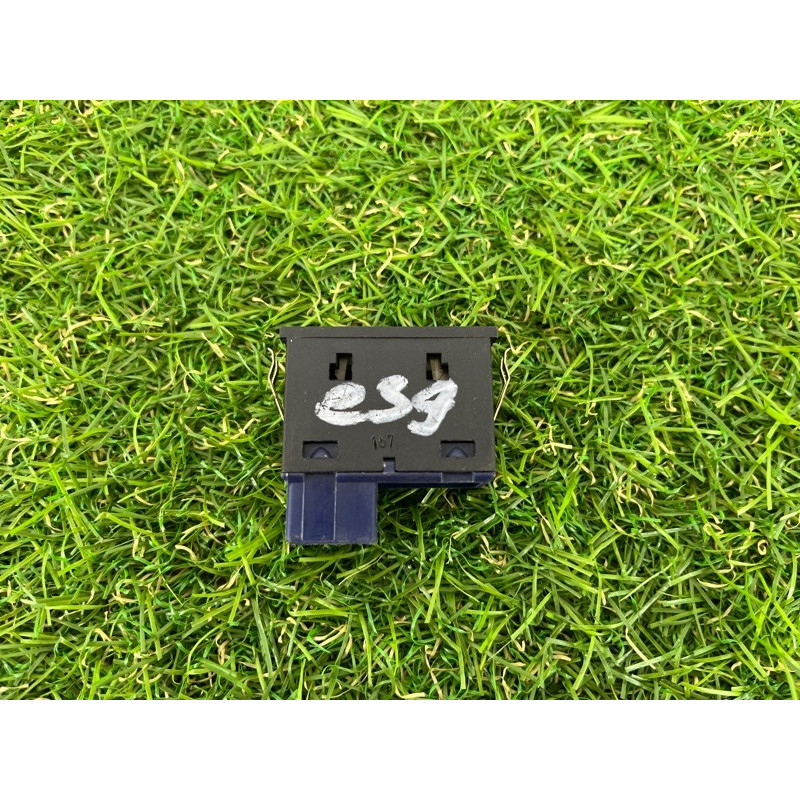 Кнопка открывания крышки багажника (электрика / кнопки) BMW 5-series E39 61.31-8365579