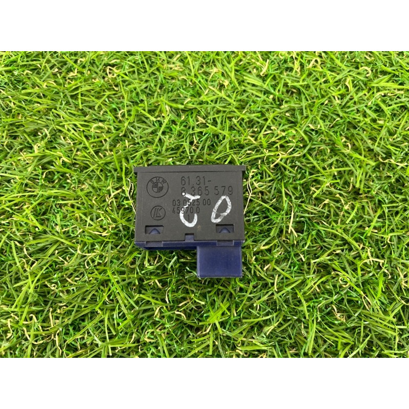 Кнопка открывания крышки багажника (электрика / кнопки) BMW 5-series E39 61.31-8365579