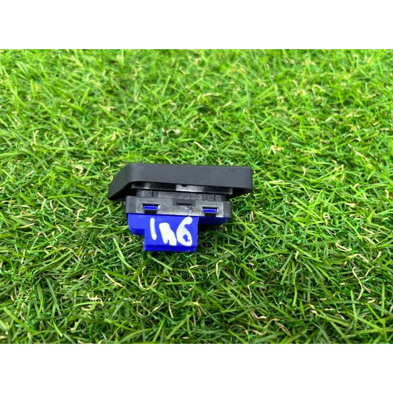 Кнопка блокировки центрального замка (электрика / кнопки) Volkswagen Passat B6 2008 2.0 BKP 3c0962126b