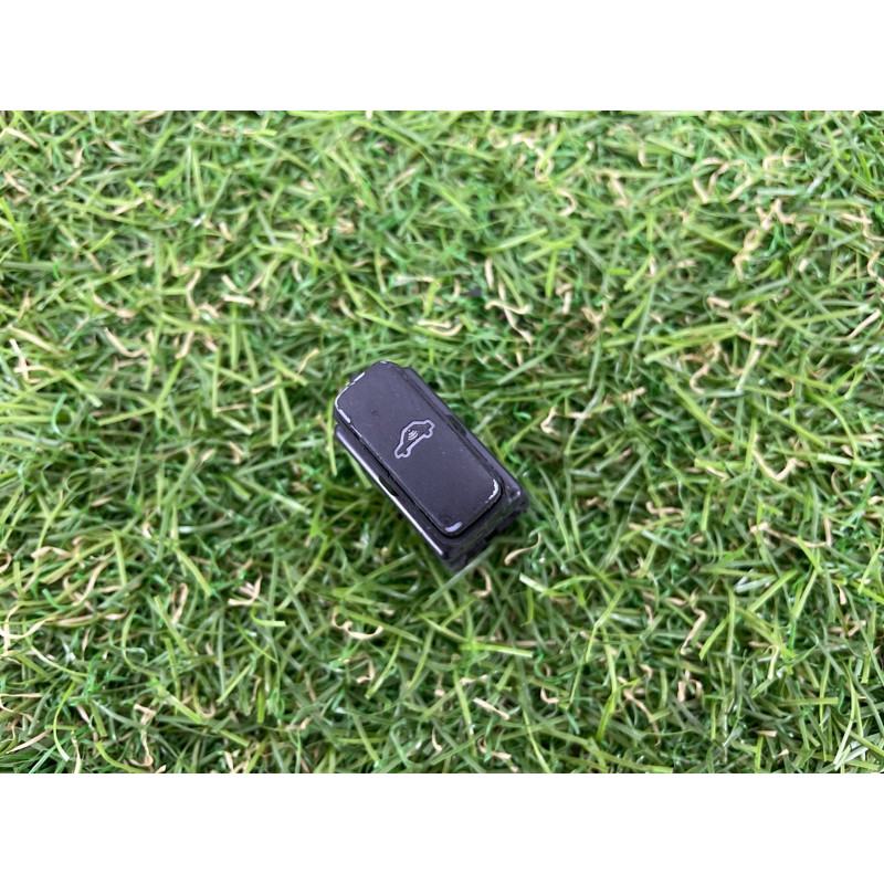 Кнопка отключения сигнализации (электрика / кнопки) Volkswagen Passat B6 2008 2.0 BKP 6Q0962109A