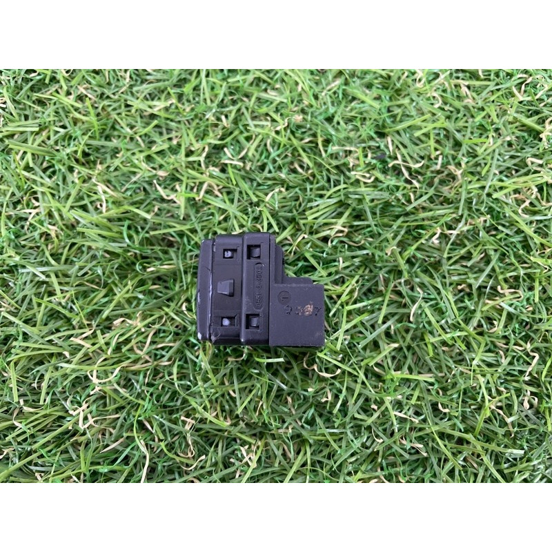 Кнопка отключения сигнализации (электрика / кнопки) Volkswagen Passat B6 2008 2.0 BKP 6Q0962109A