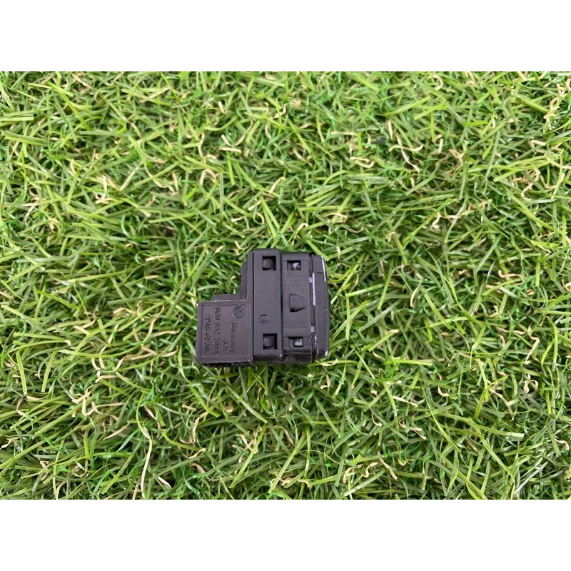 Кнопка отключения сигнализации (электрика / кнопки) Volkswagen Passat B6 2008 2.0 BKP 6Q0962109A