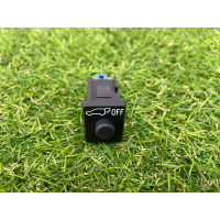 Кнопка открывания крышки багажника