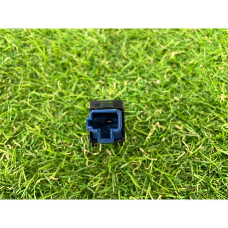 Кнопка открывания крышки багажника (электрика / кнопки) Lexus RX XU30 2007 3.0 1MZ-FE