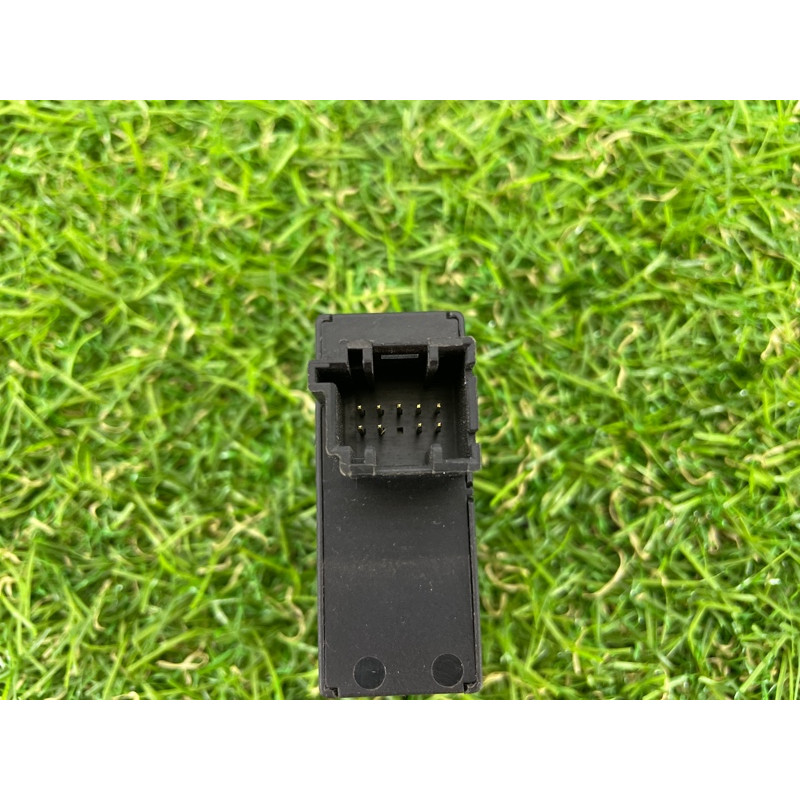 Кнопка климат контроля (электрика / кнопки) BMW 5-series E34 61311391764