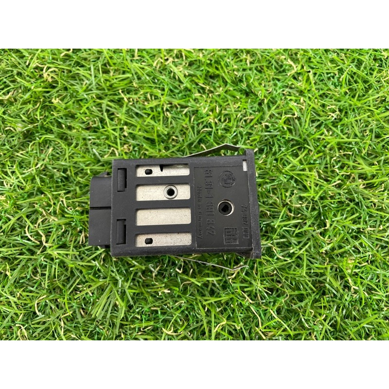 Кнопка освещения панели приборов (электрика / кнопки) BMW 5-series E34 61311391842