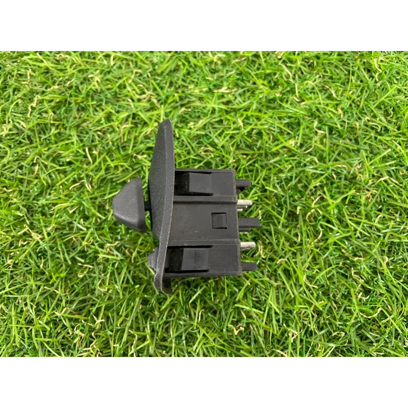 Кнопка регулировки зеркала (электрика / кнопки) BMW 3-series E36 1998 M51d25 61311387281