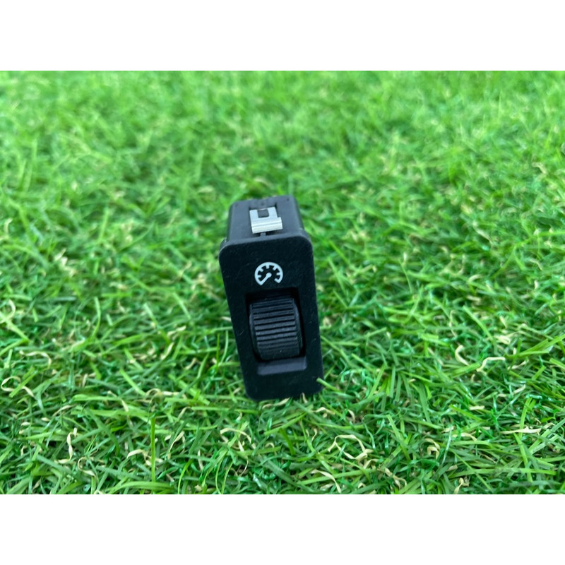 Кнопка освещения панели приборов (электрика / кнопки) BMW 5-series E39 61.31-8360461