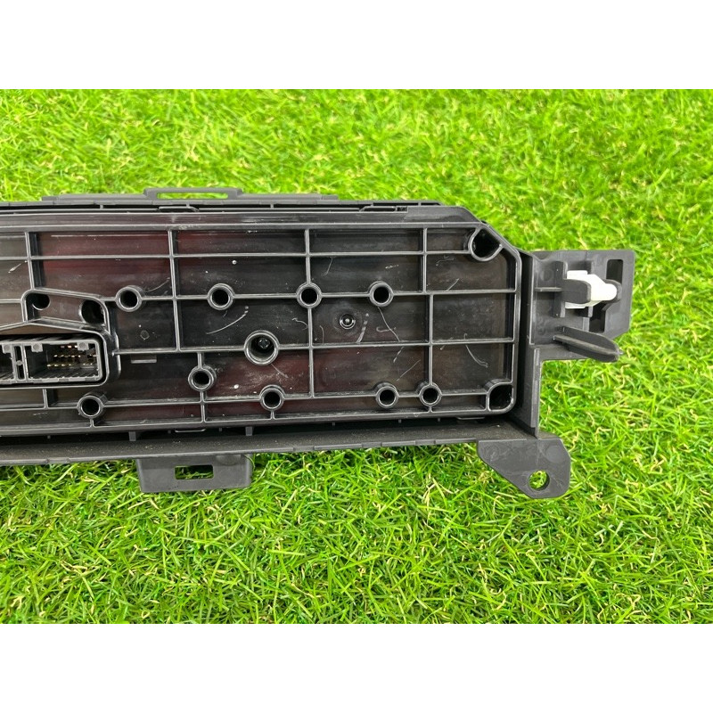 Панель управления климат-контролем (электрика / блоки управления) Mazda 3 BP bdgf61190b