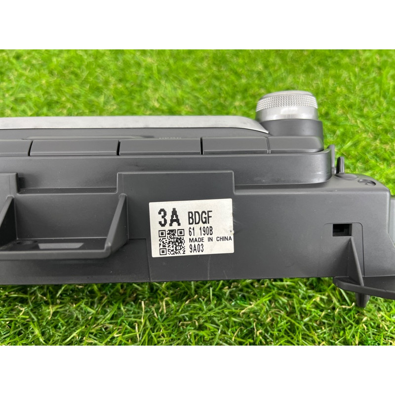 Панель управления климат-контролем (электрика / блоки управления) Mazda 3 BP bdgf61190b