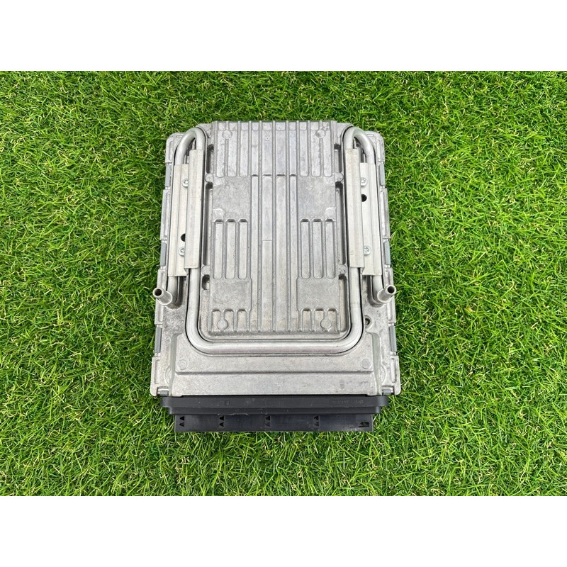 ЕБУ (електрика / блок управління) BMW 5-series F10 2013 N63B44 12147633374