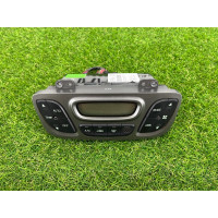 Панель управления климат-контролем