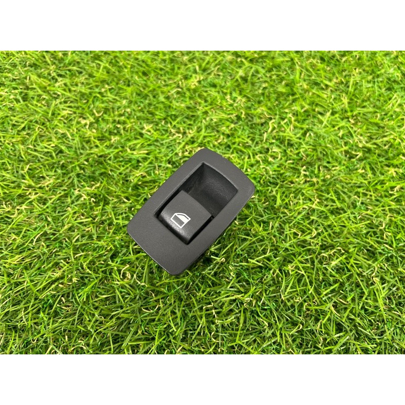 Кнопка склопідйомника (електрика / кнопки) BMW 3-series F30 2013 N26B20 61 31 9 208 106