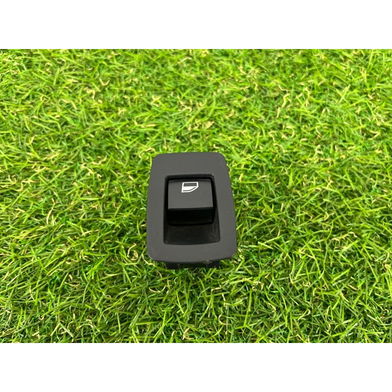 Кнопка склопідйомника (електрика / кнопки) BMW 3-series F30 2013 N26B20 61 31 9 208 106