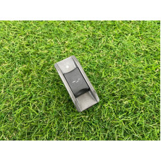 Кнопка сдвижной крышки люка