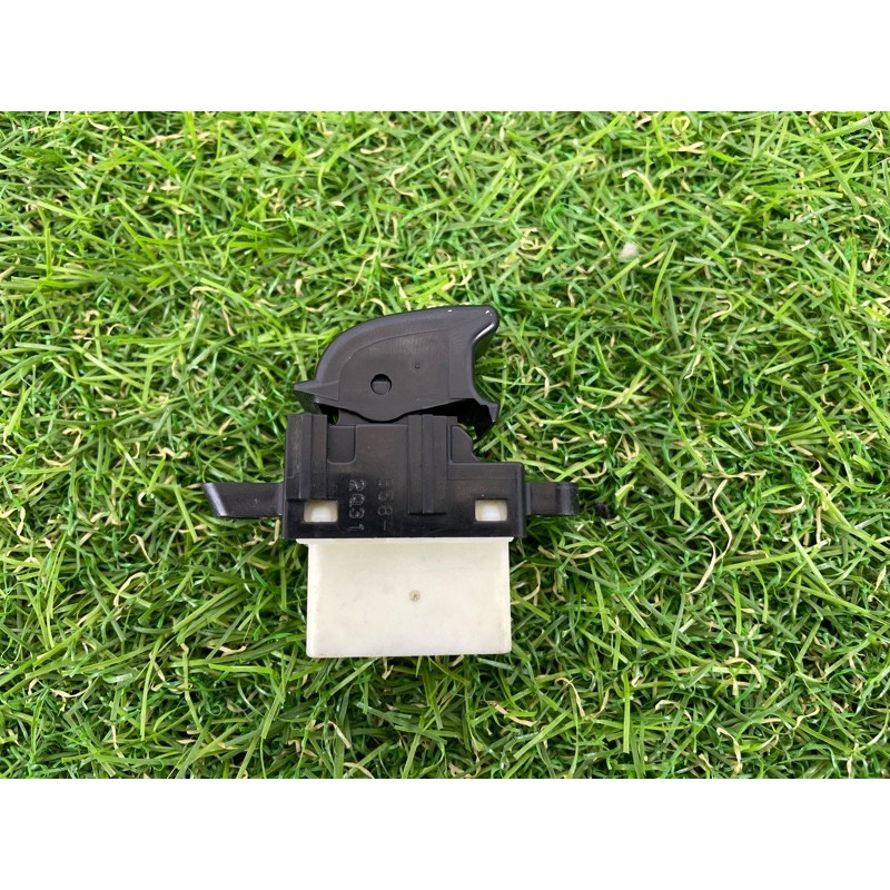 Кнопка стеклоподъемника (электрика / кнопки) Mazda 6 GG 2004 2.0 RF5