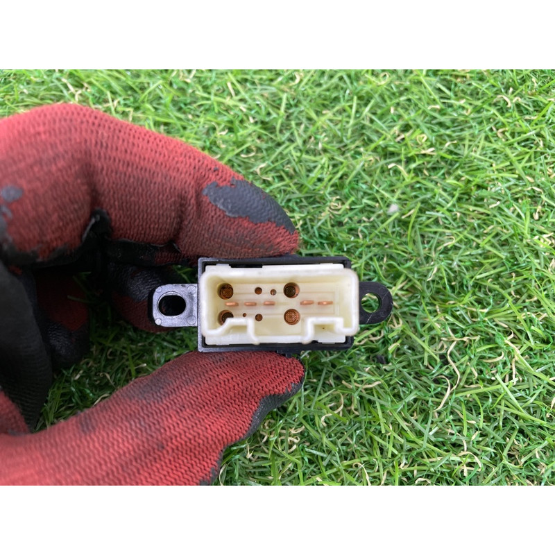 Кнопка стеклоподъемника (электрика / кнопки) Mazda 6 GG 2004 2.0 RF5