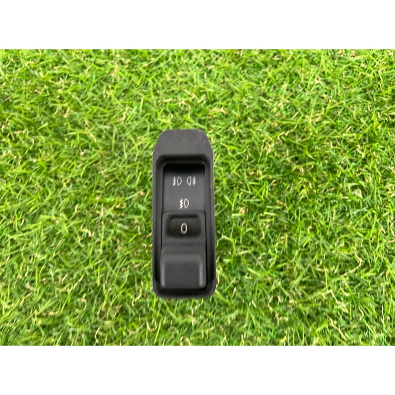 Кнопка противотуманных фар (электрика / кнопки) BMW 7-series E32 1990 M70b50