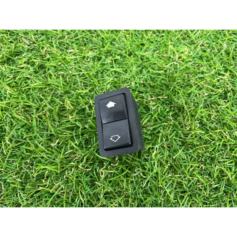 Кнопка стеклоподъемника (электрика / кнопки) BMW 5-series E39 61 31 8 368 974