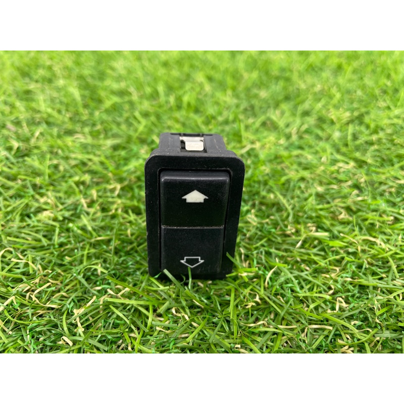 Кнопка стеклоподъемника (электрика / кнопки) BMW 5-series E39 61 31 8 368 974