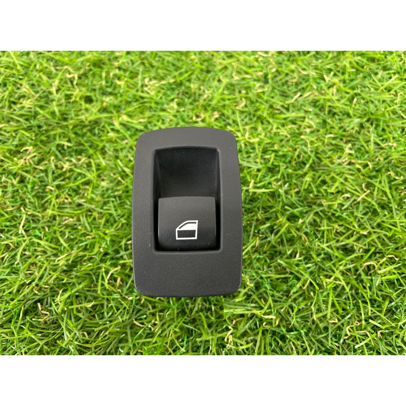 Кнопка склопідйомника (електрика / кнопки) BMW 3-series F30 2013 N47D20 61 31 9 208 106