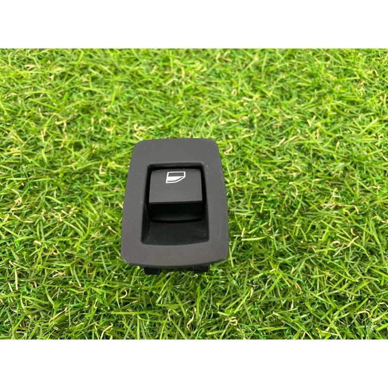 Кнопка склопідйомника (електрика / кнопки) BMW 3-series F30 2013 N47D20 61 31 9 208 106