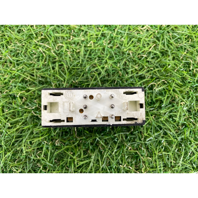 Кнопка сдвижной крышки люка (электрика / кнопки) BMW 7-series E32 1990 M70b50 61311378862