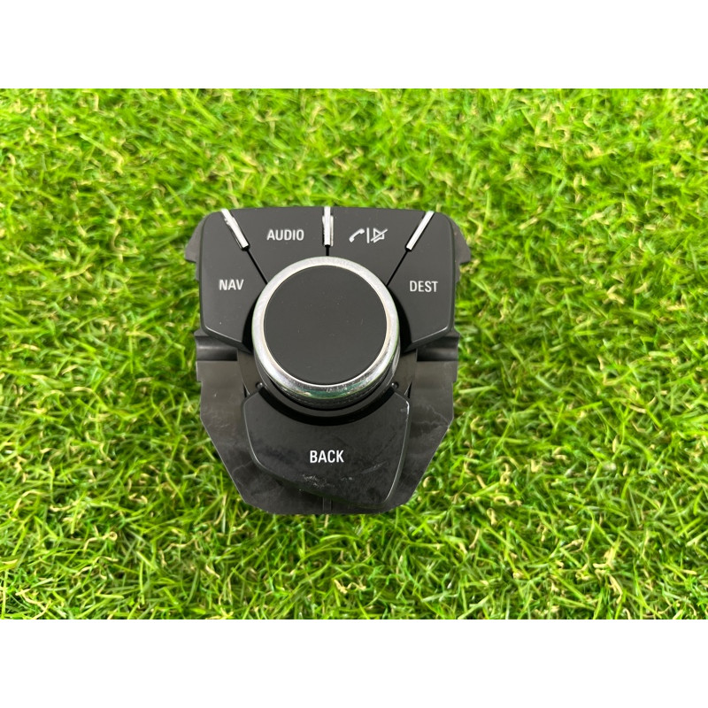 Блок кнопок мультимедиа (электрика / блок управления) Opel Insignia A 2010 2.0 DTH 13310066