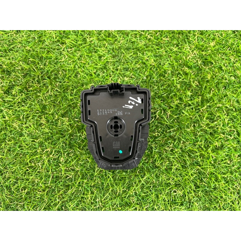 Блок кнопок мультимедиа (электрика / блок управления) Opel Insignia A 2010 2.0 DTH 13310066