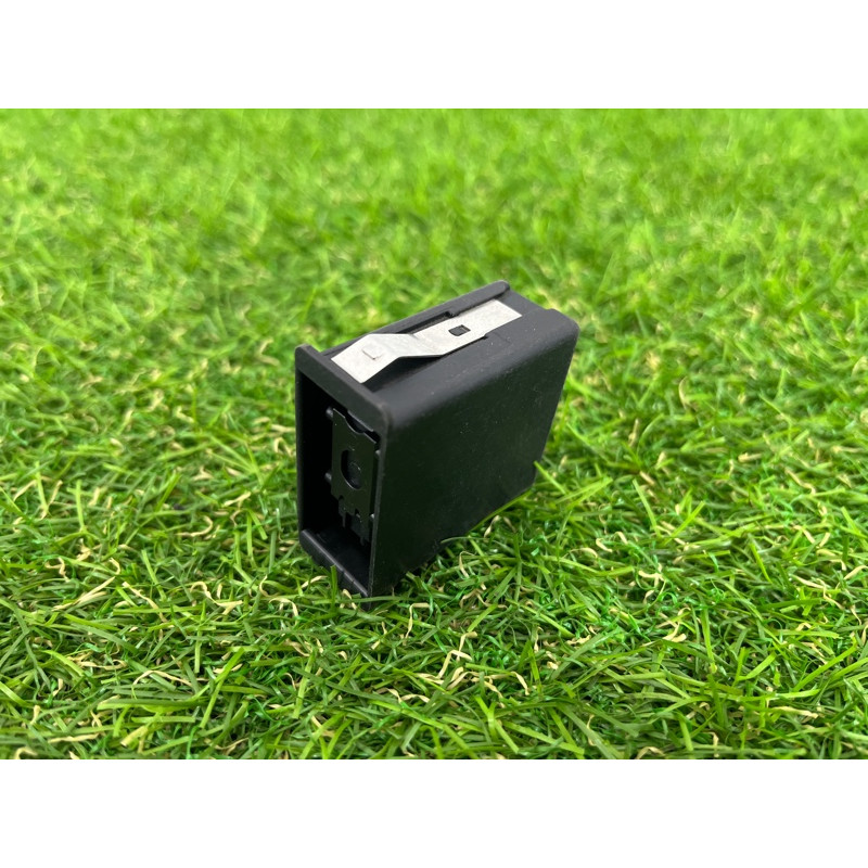 Крепление переносной лампы с подзарядкой (электрика) BMW 7-series E38 61138352336