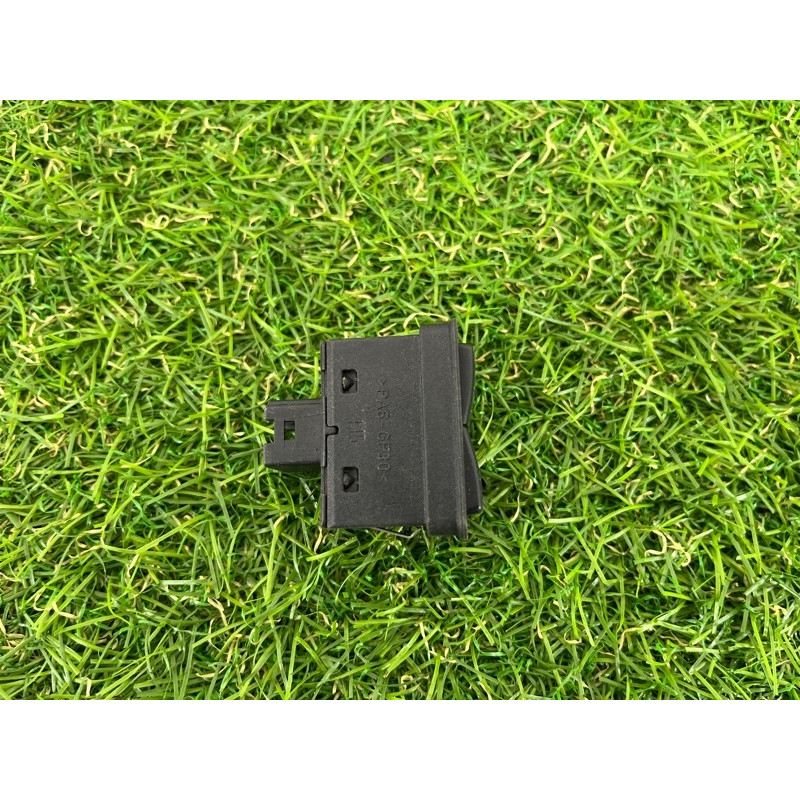 Кнопка стеклоподъемника (электрика / кнопки) BMW 7-series E38 61318352148