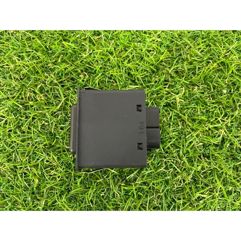 Кнопка подогрева заднего стекла (электрика / кнопки) BMW 5-series E34 61311384480