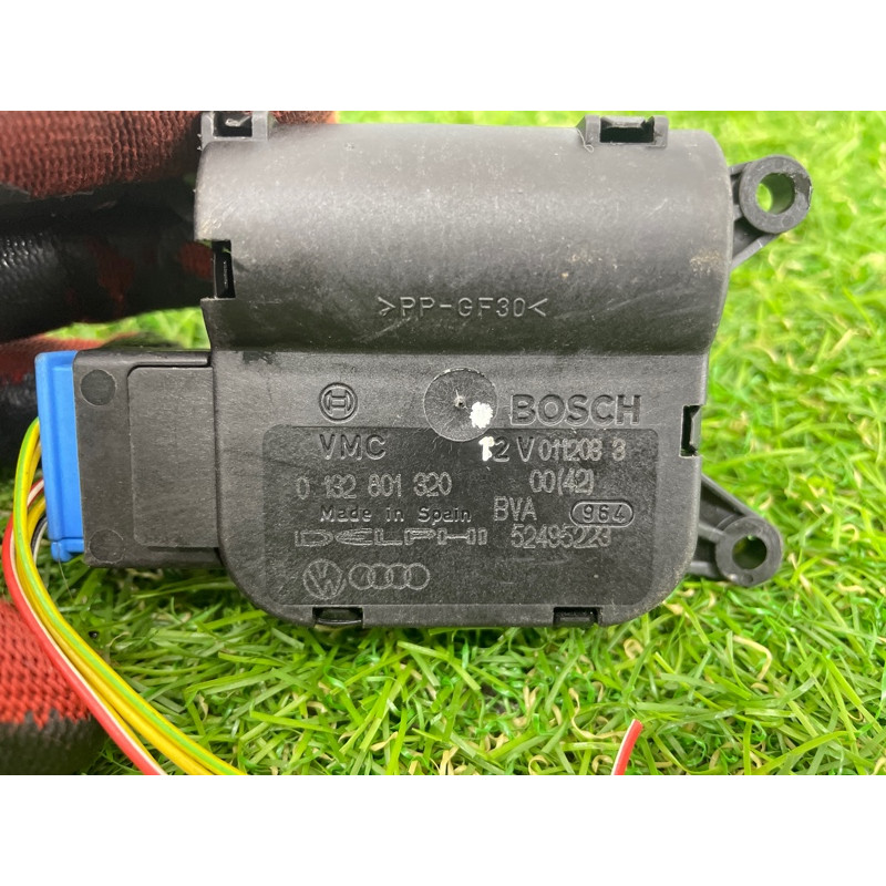 Привод заслонки отопителя (отопление и кондиционирование) Volkswagen Touareg 7L 2004 3.2 7L0907511AD