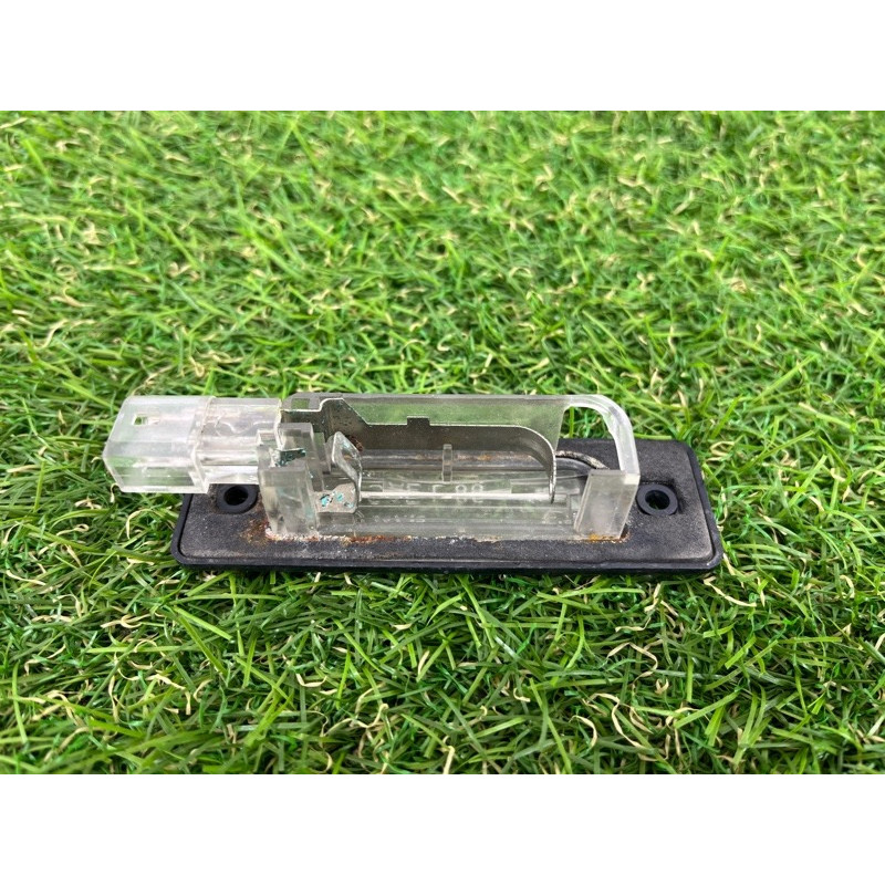 Плафон подсветки номера (оптика) BMW 5-series E34 63261378056