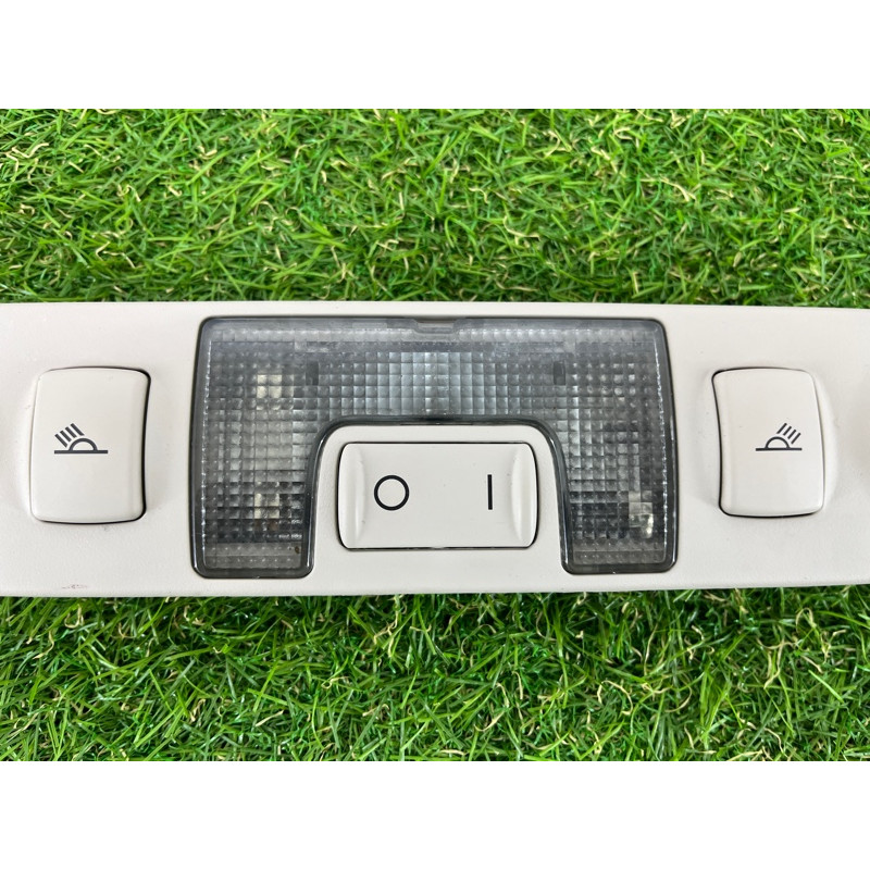 Плафон салона (салон) AUDI A6 C5 2001 2.5 AKE 7b0947111