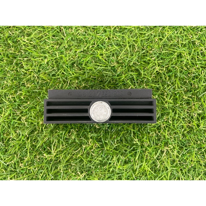 Крепление аккумулятора (кузов и элементы) BMW 5-series F10 2013 N47D20 61217592923