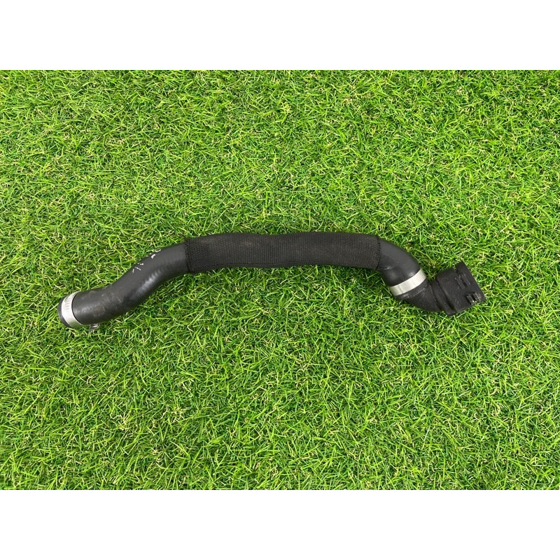 Патрубок (система охлаждения) BMW 3-series E90 2006 N46B20 64216928591