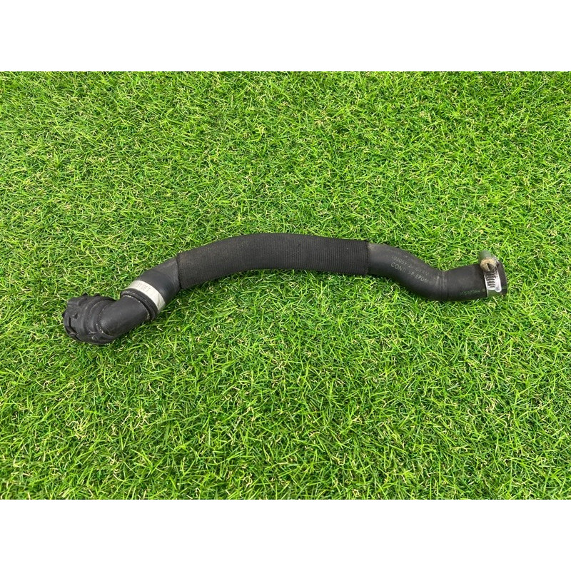 Патрубок (система охлаждения) BMW 3-series E90 2006 N46B20 64216928591