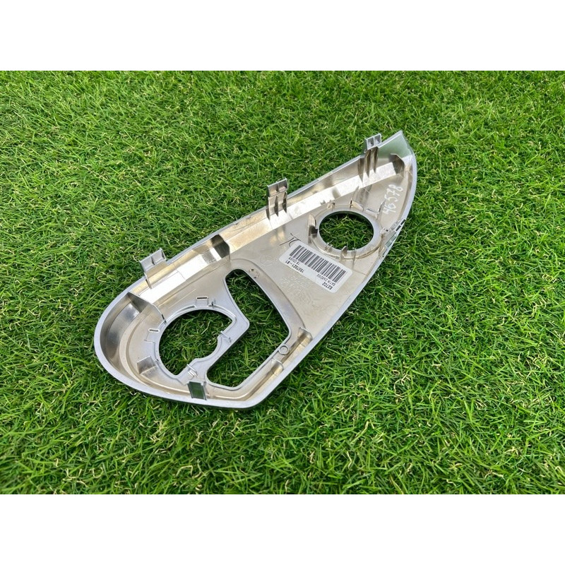 Накладка сидіння (салон) Mercedes-Benz GL X164 2012 4.6 a2519185830