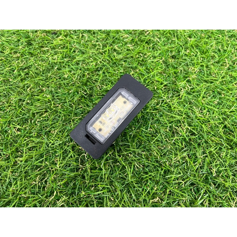 Плафон підсвічування номера (оптика - оптика) BMW 3-series F30 2013 N26B20 63.267193293