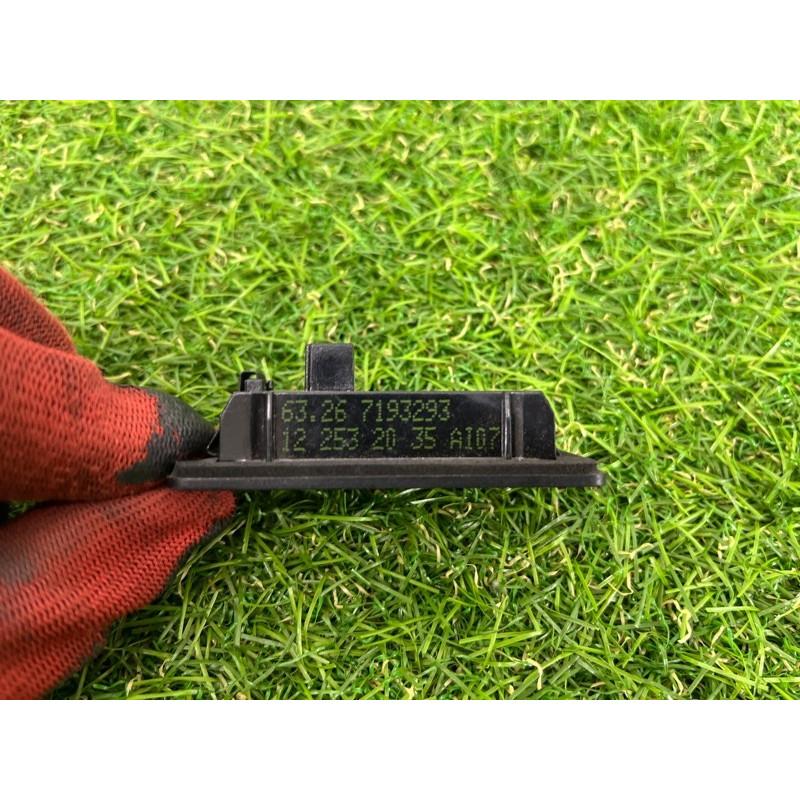 Плафон підсвічування номера (оптика - оптика) BMW 3-series F30 2013 N26B20 63.267193293