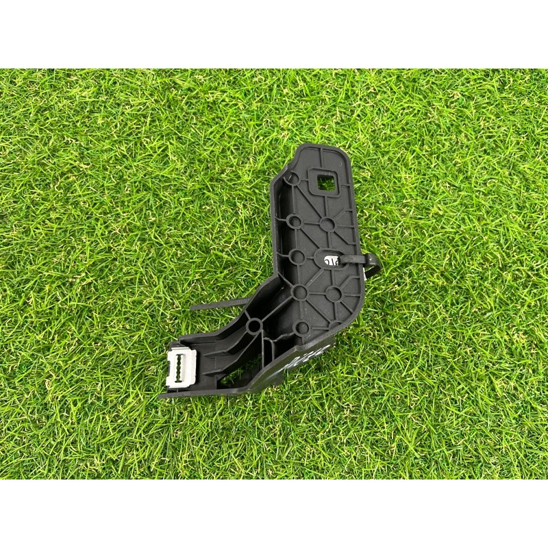 Крепление центральной консоли (салон) Volkswagen Jetta MK6 2011 2.5 5c7863442