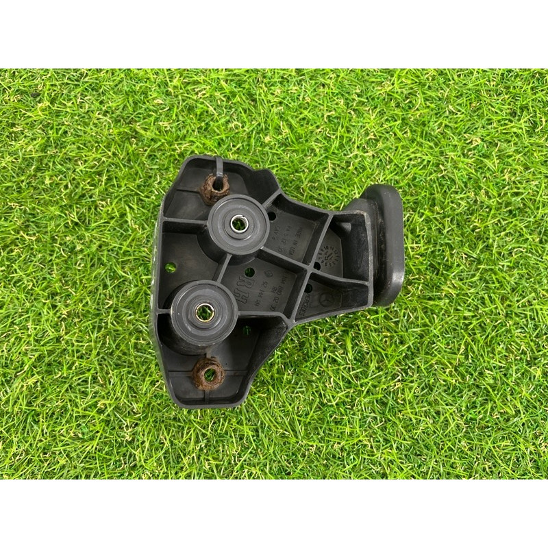 Крепление бампера (кузов и элементы) Mercedes-Benz GL X164 2012 4.6 a1648800230