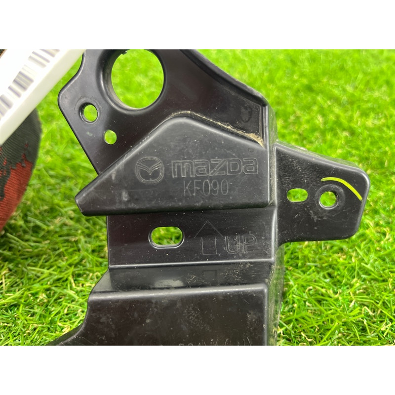 Кронштейн (двигатель и элементы) Mazda 3 BP BDTS501V1A