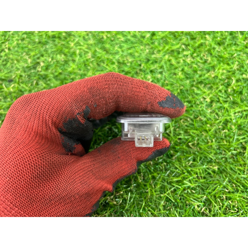 Плафон салона (салон) AUDI A6 C5 2001 2.5 AKE 8l0947105a