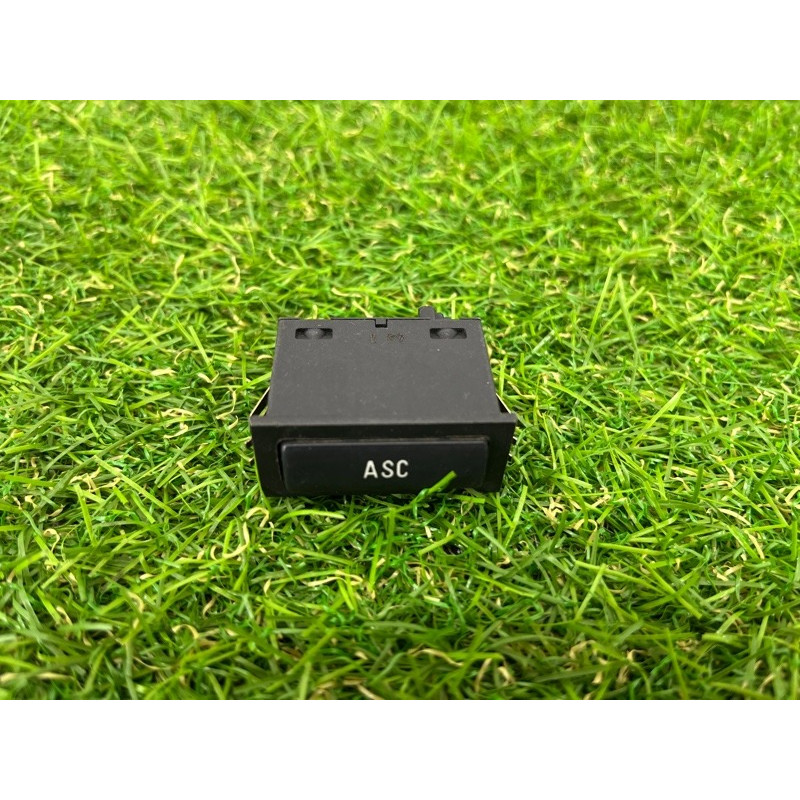 Кнопка антипробуксовочной системы (электрика / кнопки) BMW 3-series E46 61316901591