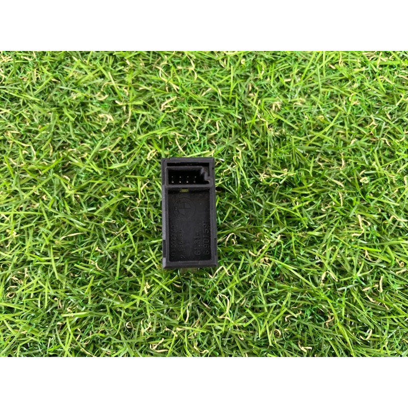 Кнопка антипробуксовочной системы (электрика / кнопки) BMW 3-series E46 61316901591