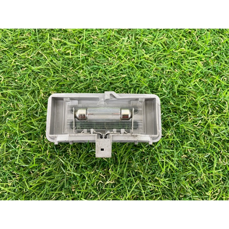 Салонний світильник (салон) BMW 5-series E60 2004 M54B22 63 31 6 920 187